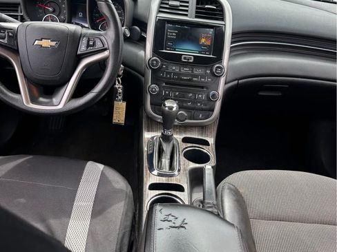 Used 2015 Chevrolet Malibu LT w/ Power Convenience Package FWD image 12