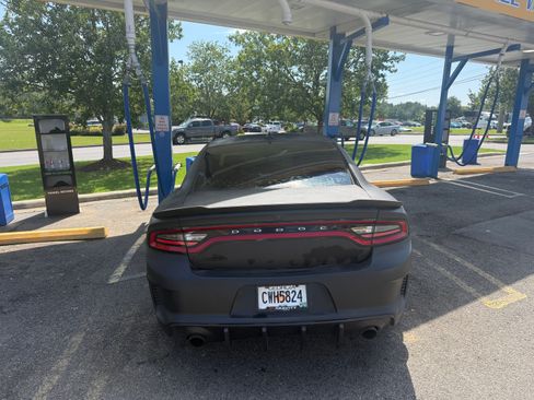 Used 2019 Dodge Charger R/T w/ Driver Confidence Group RWD image 4