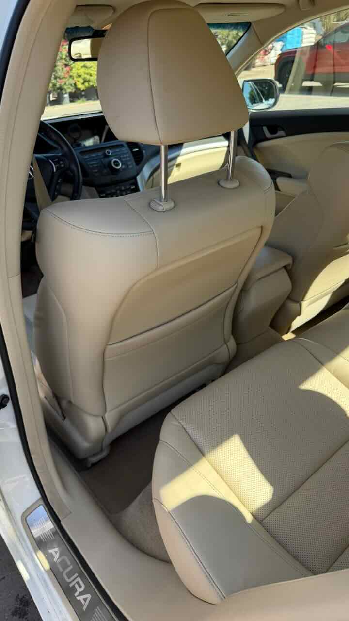 Used 2010 Acura TSX Sedan FWD image 11