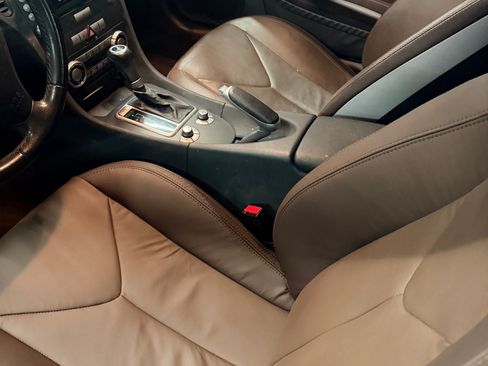 Used 2005 Mercedes-Benz SLK 350 image 25