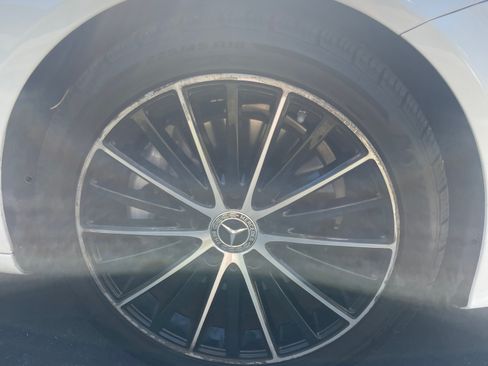 Used 2021 Mercedes-Benz C 300 Sedan image 9