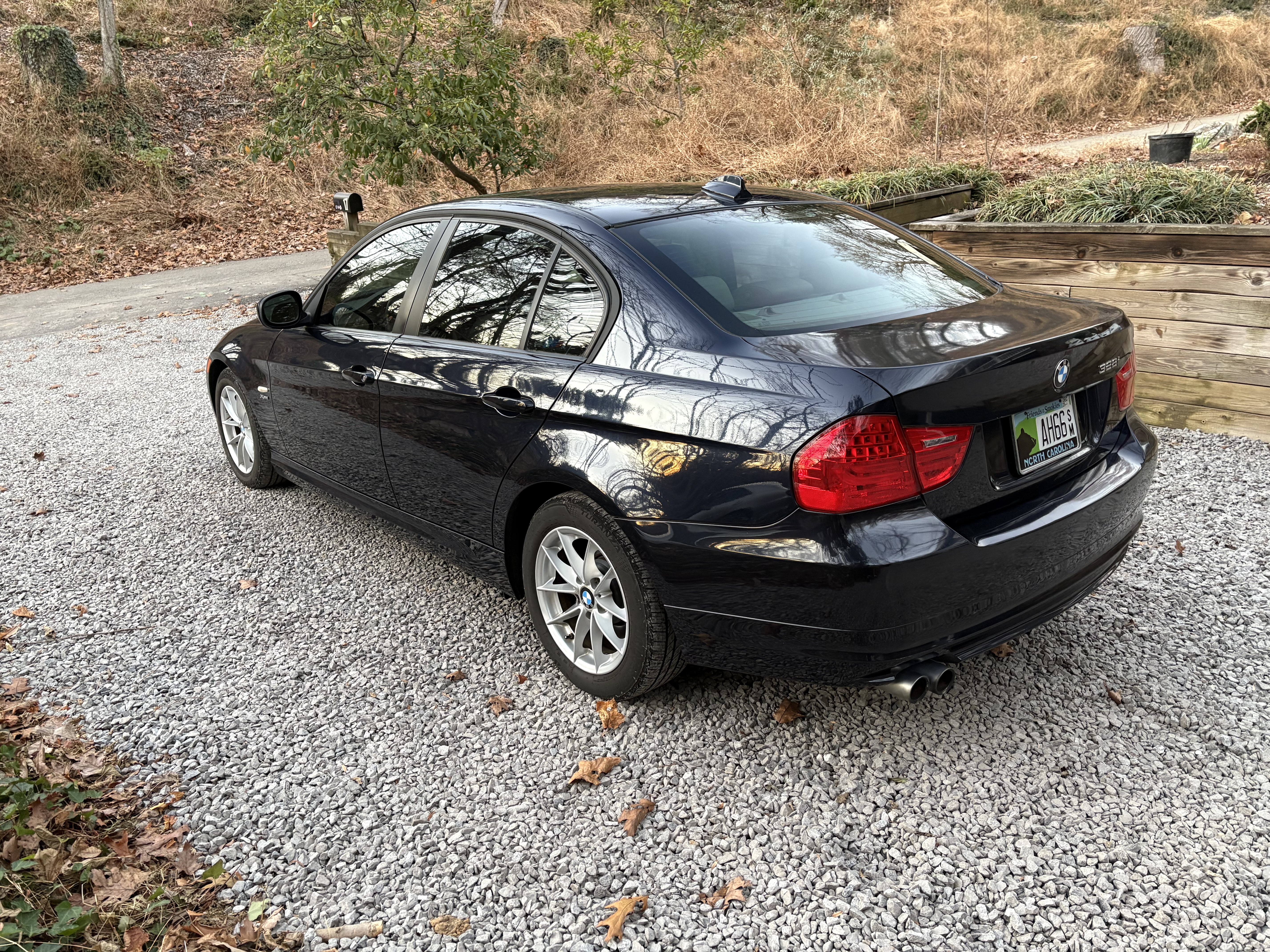 Used 2010 BMW 328i xDrive Sedan AWD/4WD image 14