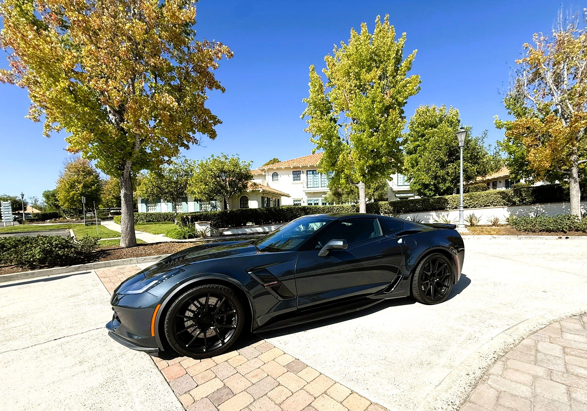 Used 2019 Chevrolet Corvette Grand Sport RWD image 14