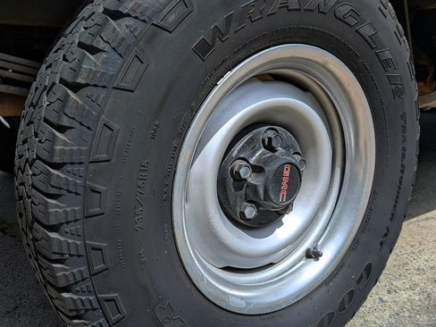 Used 1992 GMC Sierra 1500 2WD Regular Cab image 23