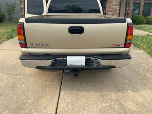Used 2004 GMC Sierra 1500 SLE w/ Light Duty Power Package image 11