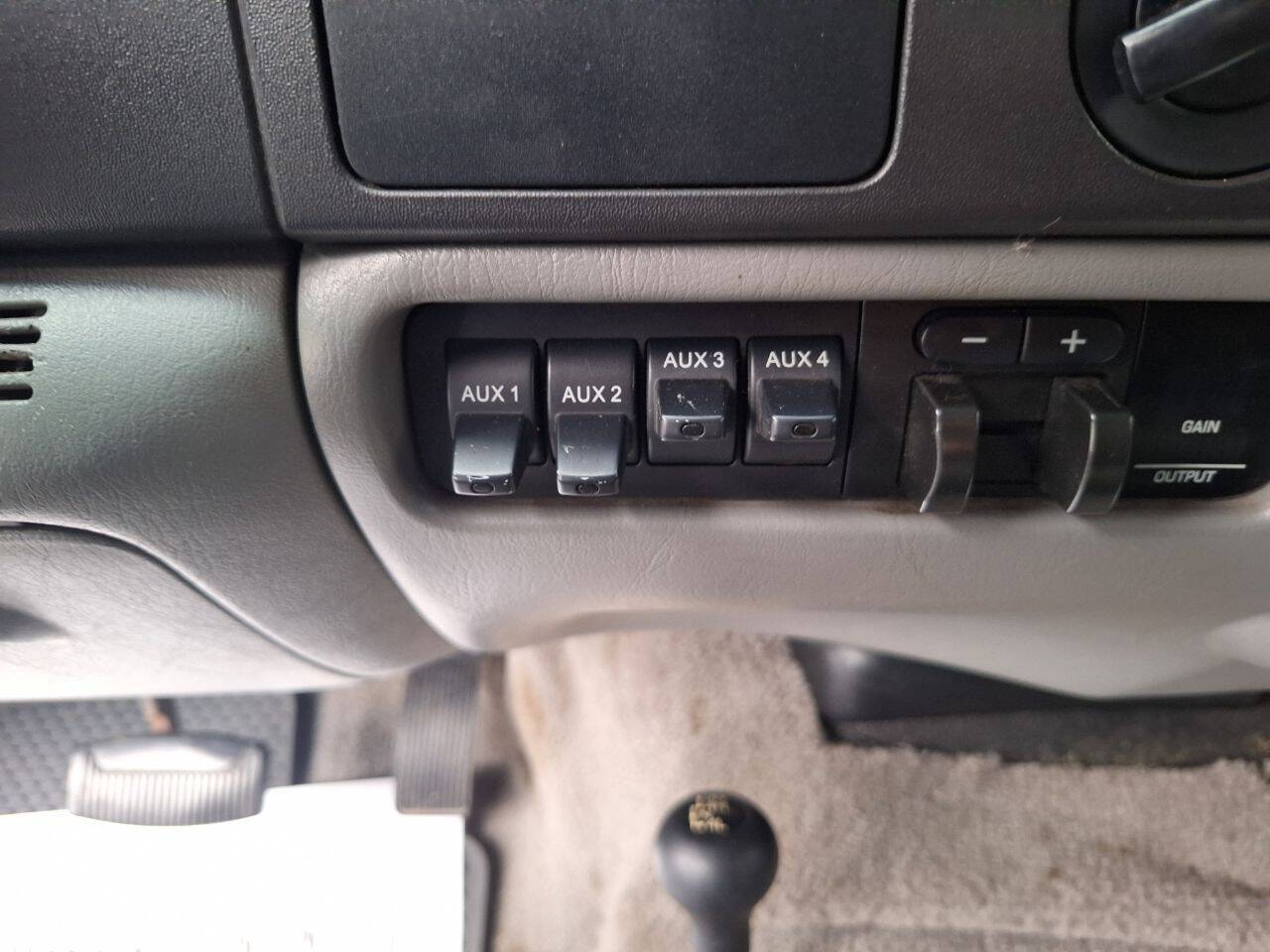 Used 2006 Ford F250 XL AWD/4WD image 14