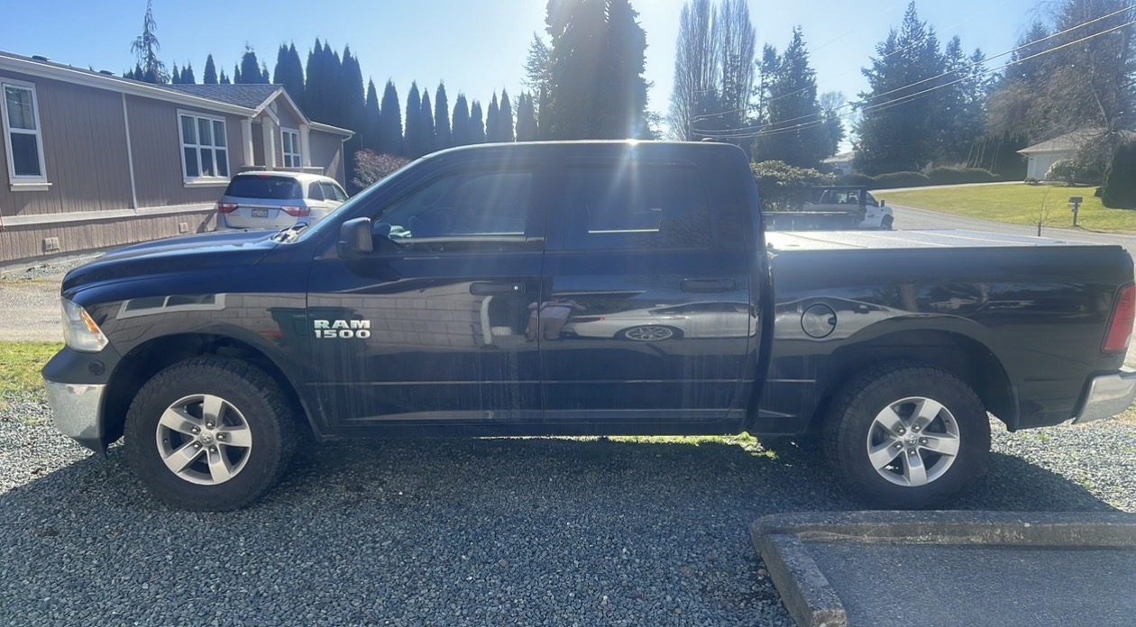 Used 2015 RAM 1500 ST w/ SXT Appearance Group AWD/4WD image 1