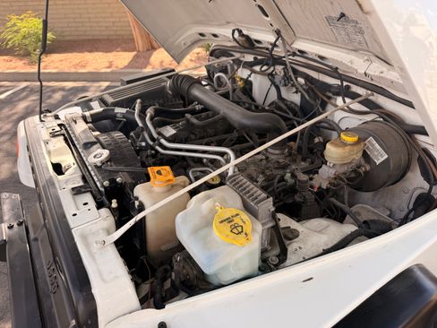 Used 2004 Jeep Wrangler X w/ Convenience Group image 17