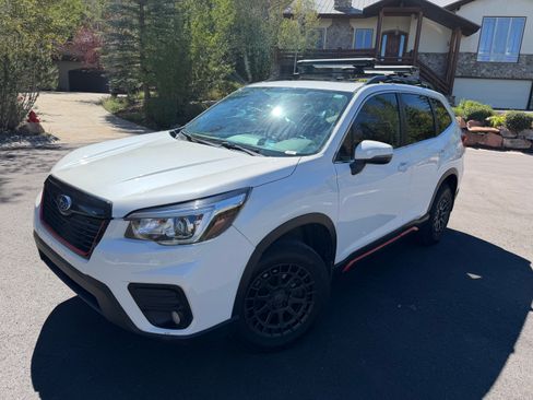 Used 2019 Subaru Forester Limited w/ Popular Package #3 AWD/4WD image 2