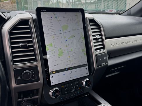 Used 2021 Ford F350 Platinum w/ FX4 Off-Road Package image 6