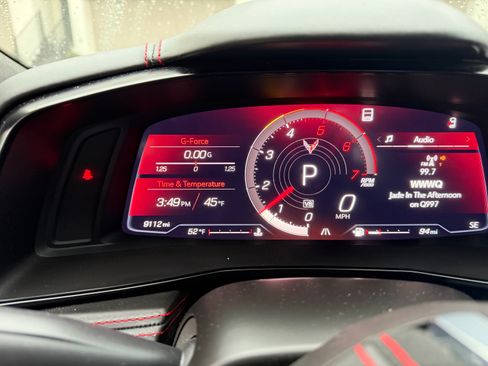 Used 2021 Chevrolet Corvette Stingray Premium Conv w/ Z51 Performance Package image 20