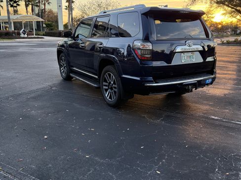 Used 2016 Toyota 4Runner Limited image 12