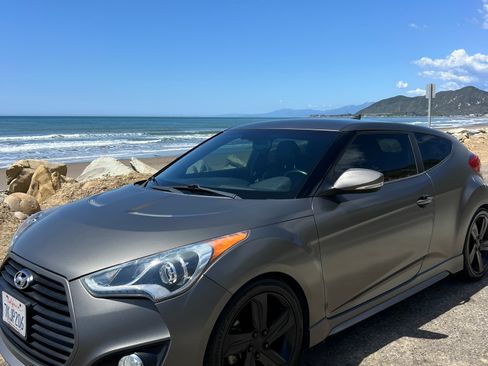 Used 2015 Hyundai Veloster Turbo image 5