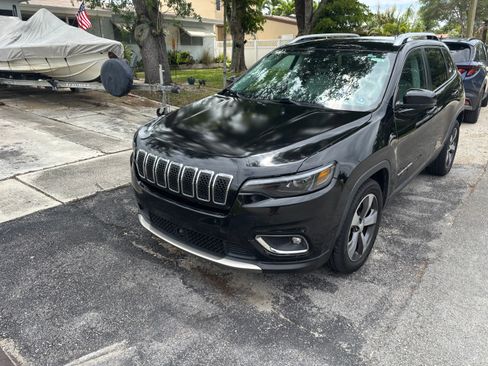Used 2019 Jeep Cherokee Limited w/ Technology Group image 6