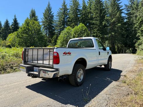 Used 2008 Ford F250 XL AWD/4WD image 4