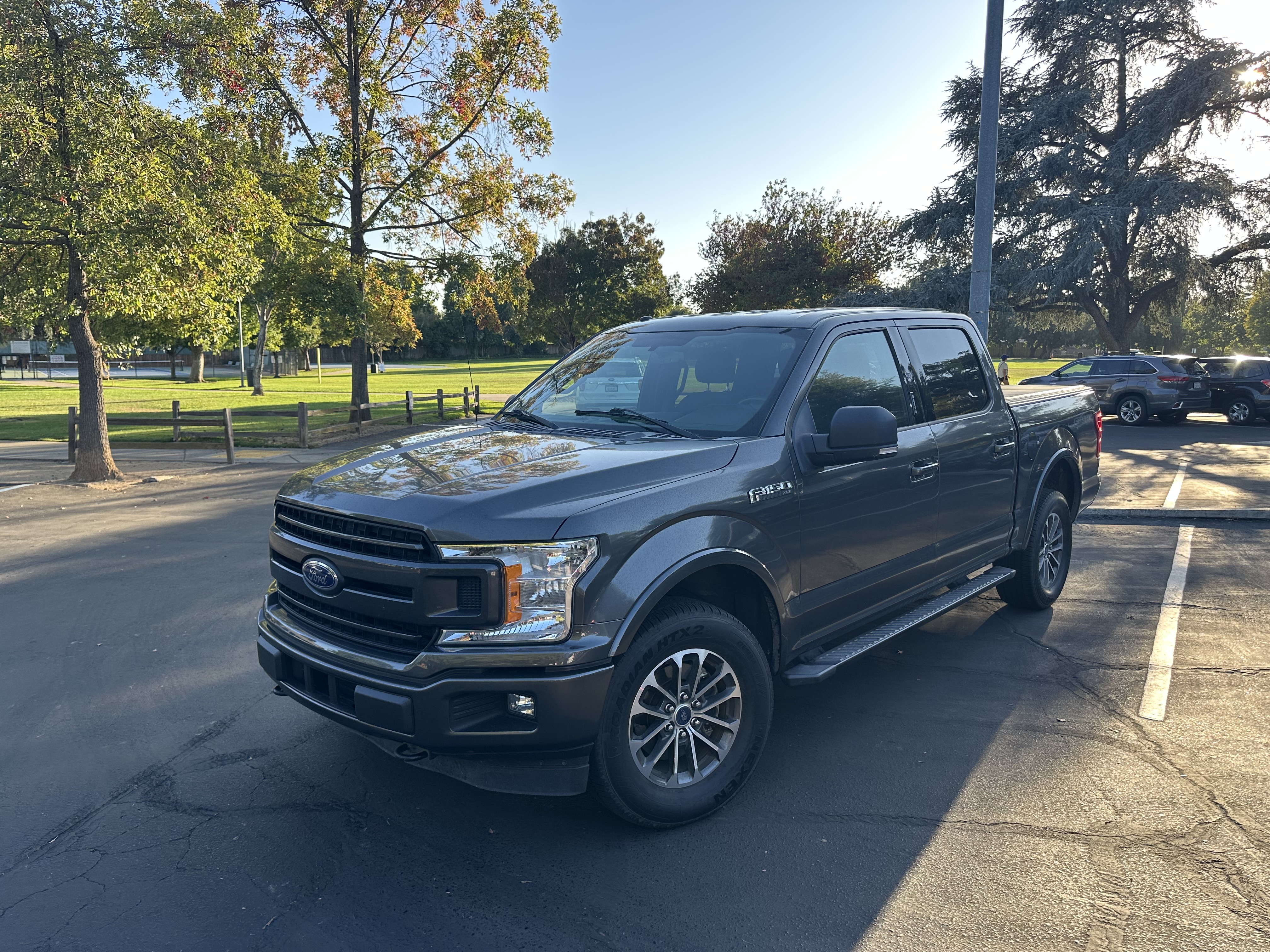 Used 2018 Ford F150 XLT w/ Equipment Group 302A Luxury AWD/4WD image 2