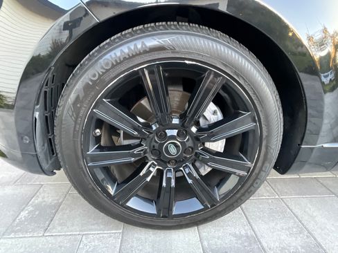 Used 2021 Land Rover Range Rover Sport HSE Silver Edition image 8