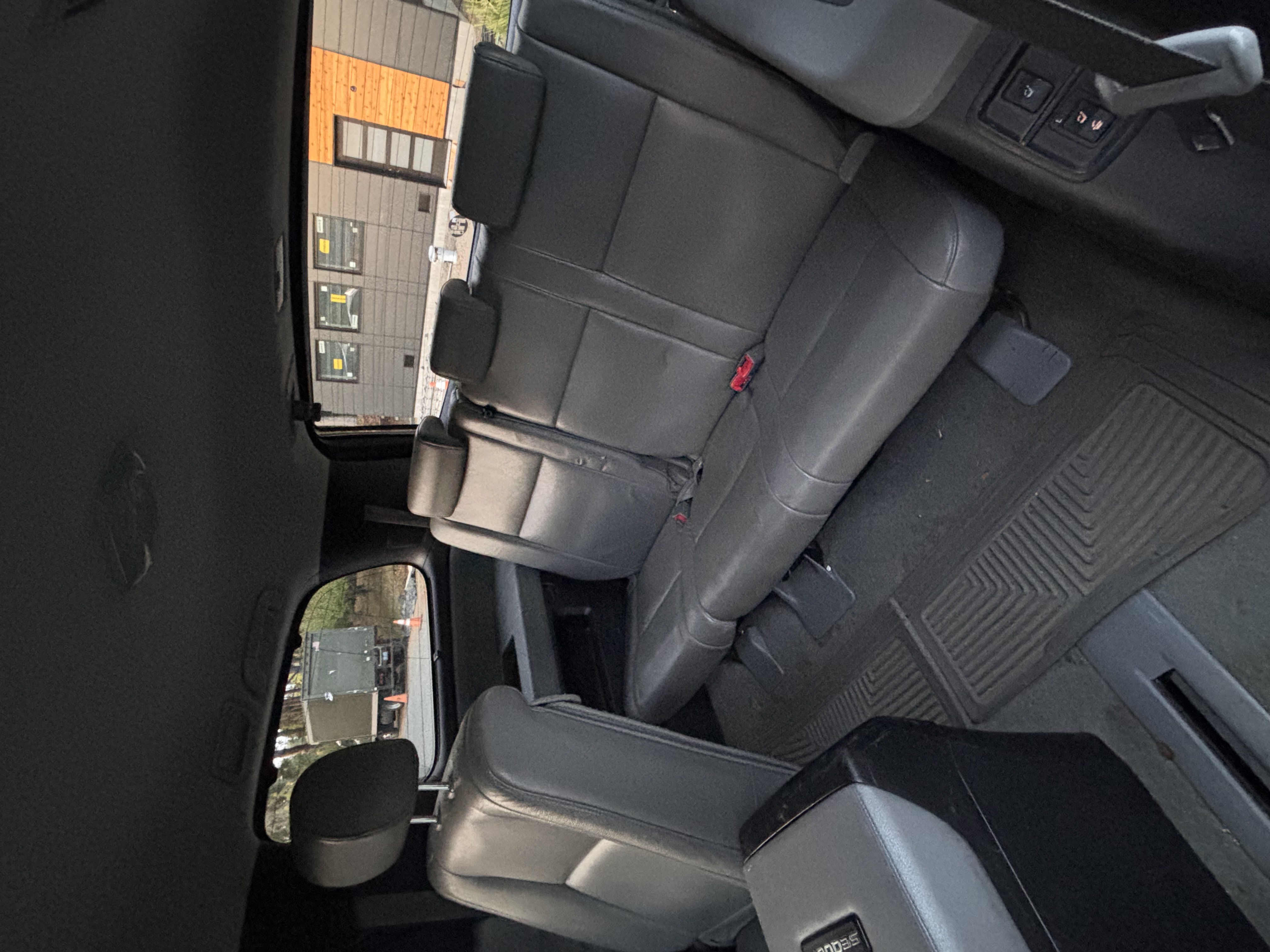 Used 2010 Toyota Sequoia Platinum AWD/4WD image 16
