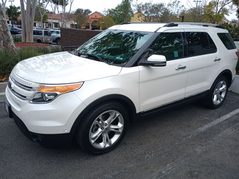 Used 2011 Ford Explorer Limited w/ 302A Rapid Spec Order Code image 2