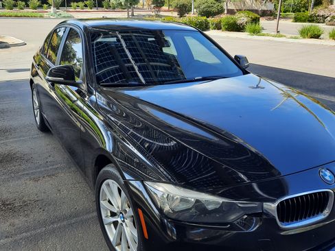 Used 2016 BMW 320i Sedan image 11