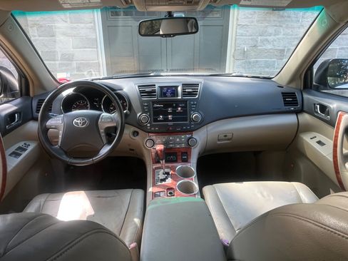 Used 2008 Toyota Highlander Limited image 10