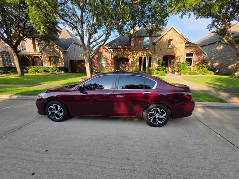 Used 2016 Honda Accord LX image 8
