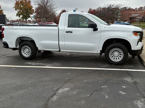Used 2024 Chevrolet Silverado 1500 W/T w/ Trailering Package image 1