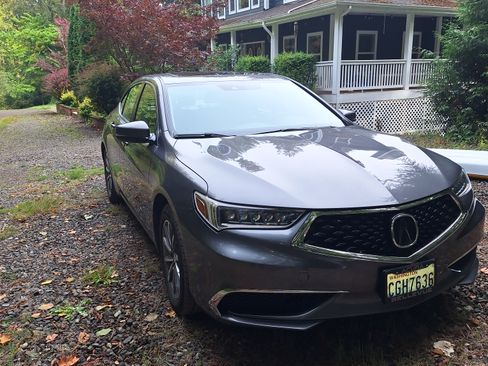Used 2020 Acura TLX image 12