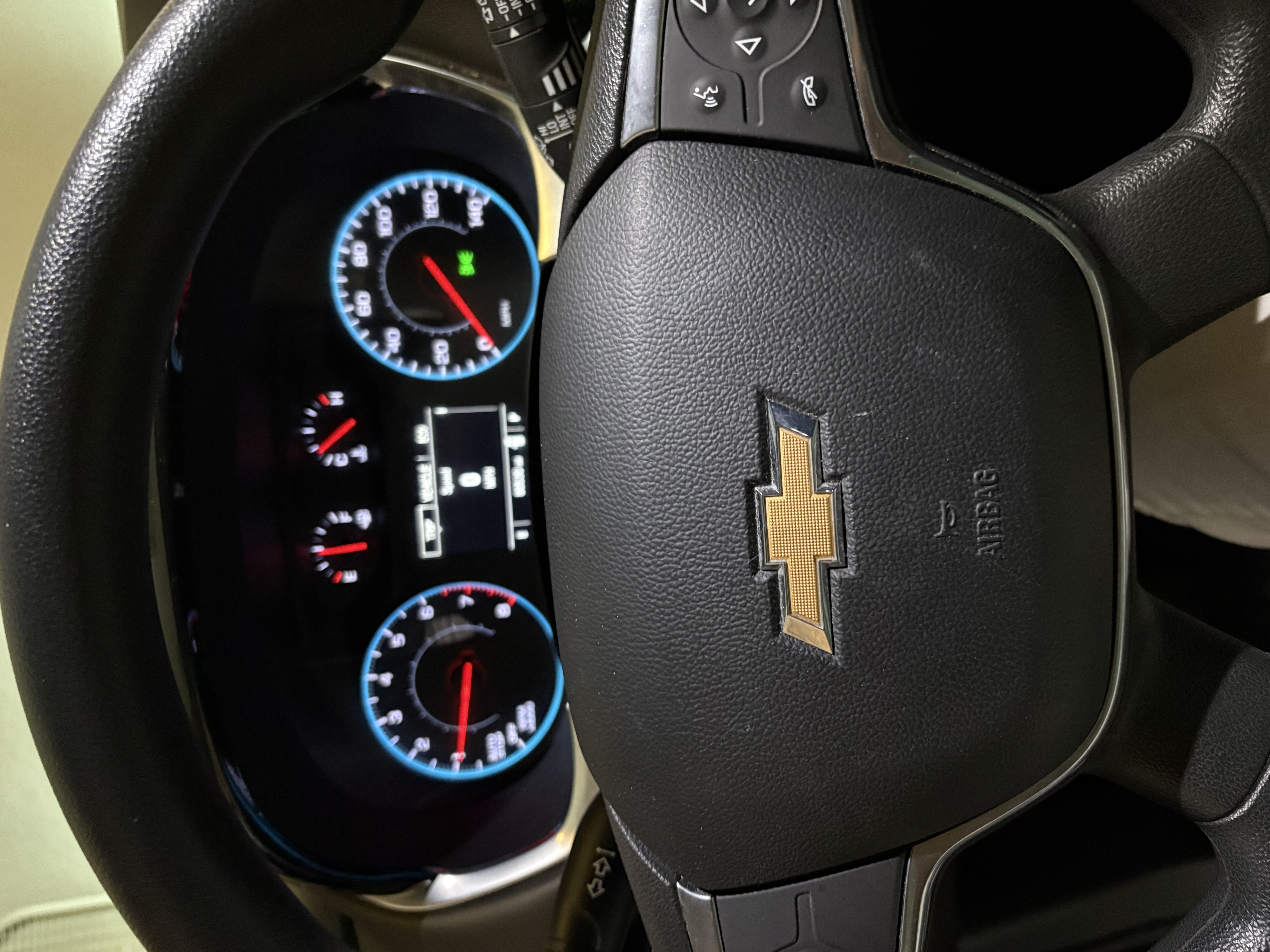 Used 2020 Chevrolet Traverse LS FWD image 8