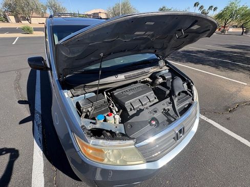 Used 2011 Honda Odyssey EX-L image 12