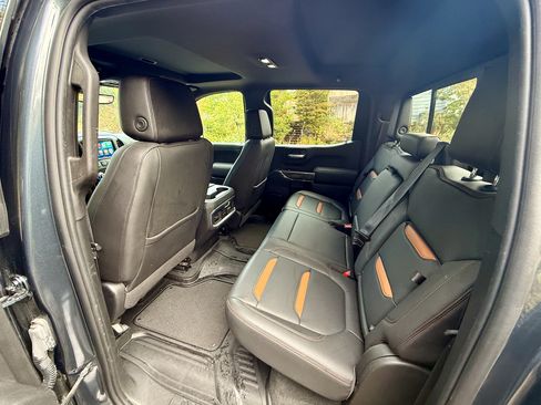 Used 2021 GMC Sierra 1500 AT4 w/ Technology Package image 21