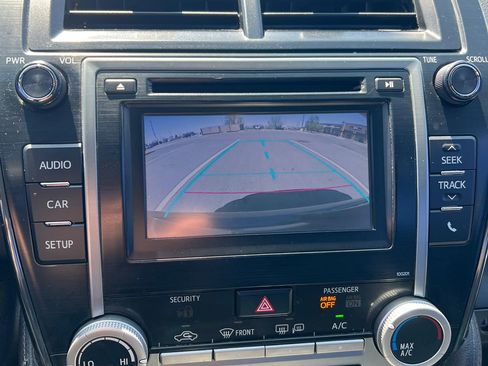 Used 2014 Toyota Camry SE image 6