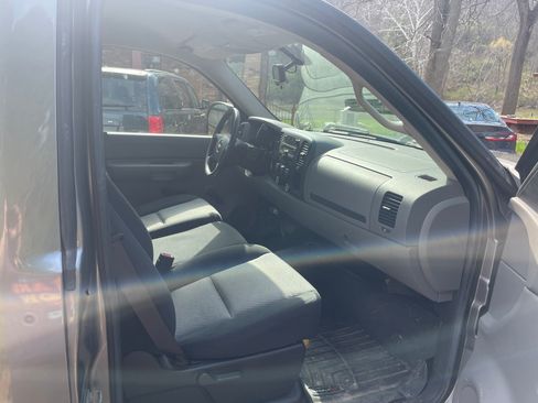 Used 2007 Chevrolet Silverado 1500 W/T image 9