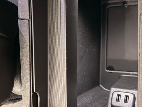 Used 2020 GMC Terrain SLT image 8