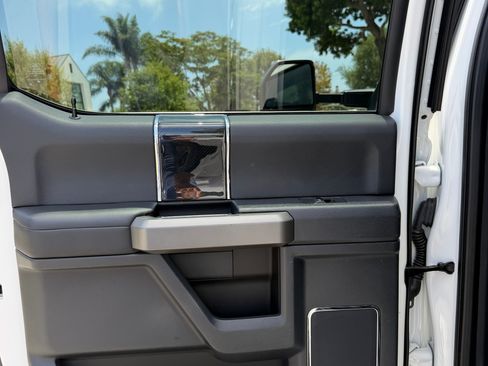 Used 2022 Ford F250 Platinum AWD/4WD image 19