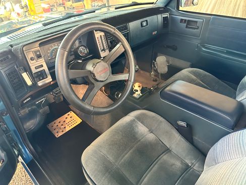 Used 1993 Chevrolet S10 Pickup 2WD Extended Cab image 8