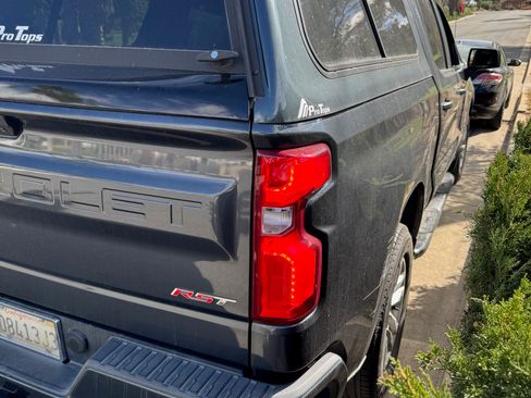 Used 2021 Chevrolet Silverado 1500 RST image 14