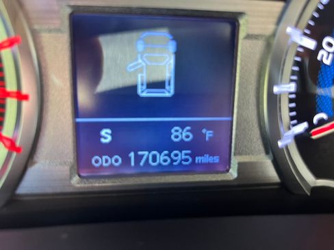 Used 2016 Toyota 4Runner SR5 Premium RWD image 13