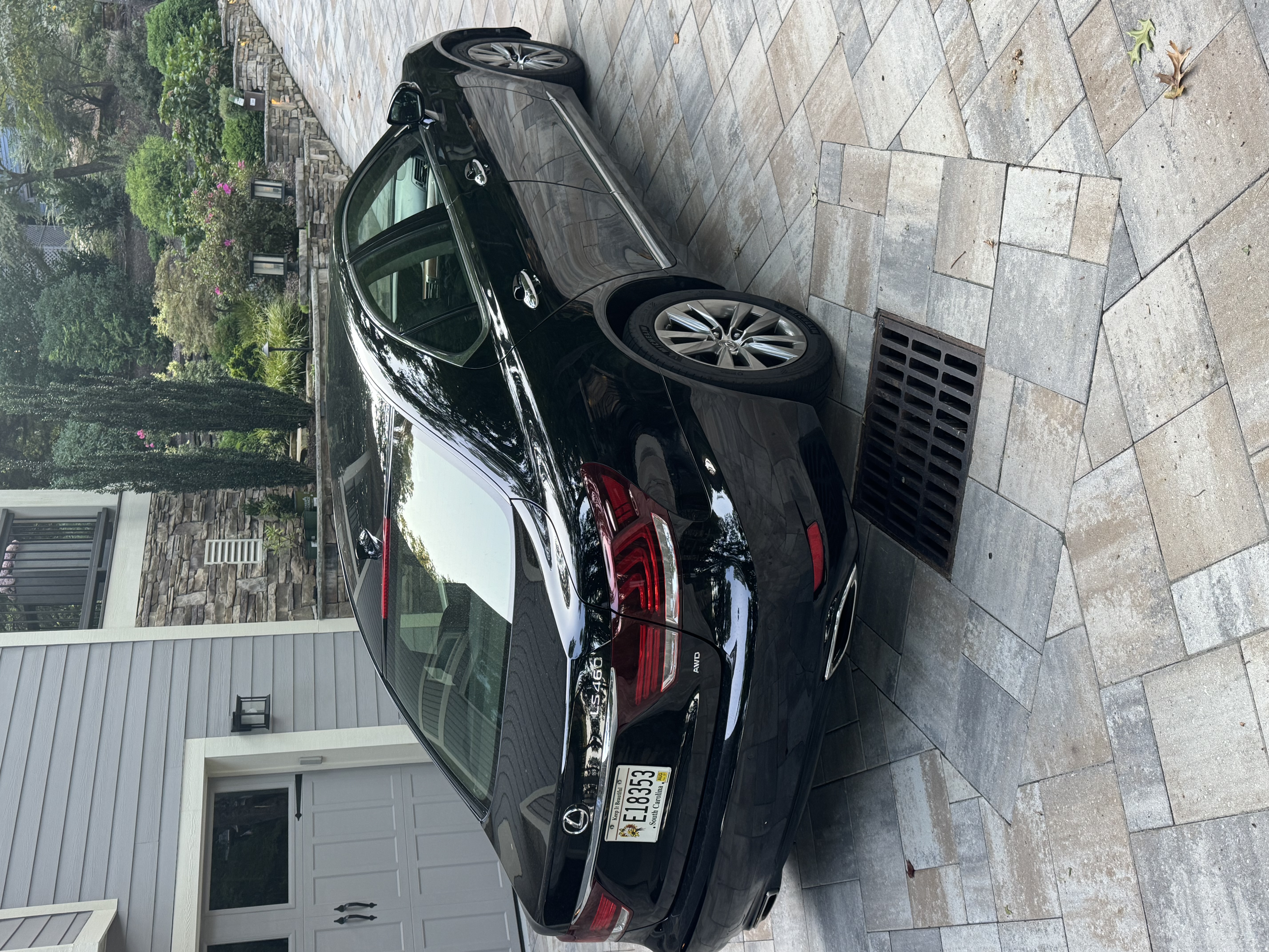 Used 2017 Lexus LS 460 AWD w/ Comfort Package image 12