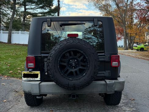 Used 2009 Jeep Wrangler X image 5