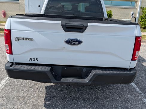 Used 2017 Ford F150 XL RWD image 5