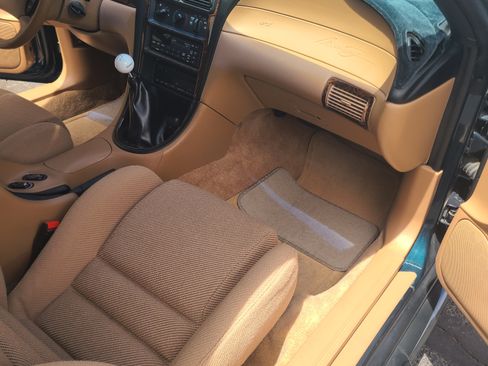 Used 1996 Ford Mustang GT RWD image 9