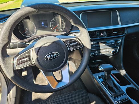 Used 2020 Kia Optima LX image 13