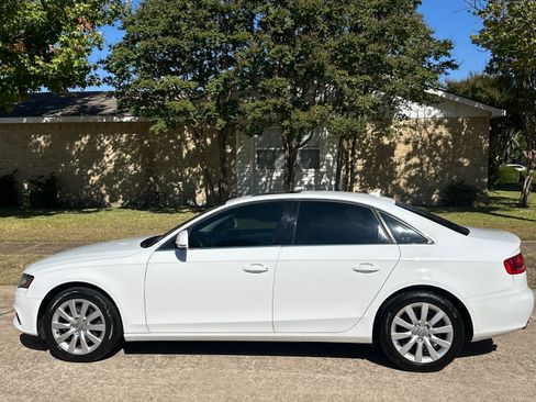 Used 2009 Audi A4 2.0T Premium Plus w/ Premium Plus Pkg image 4