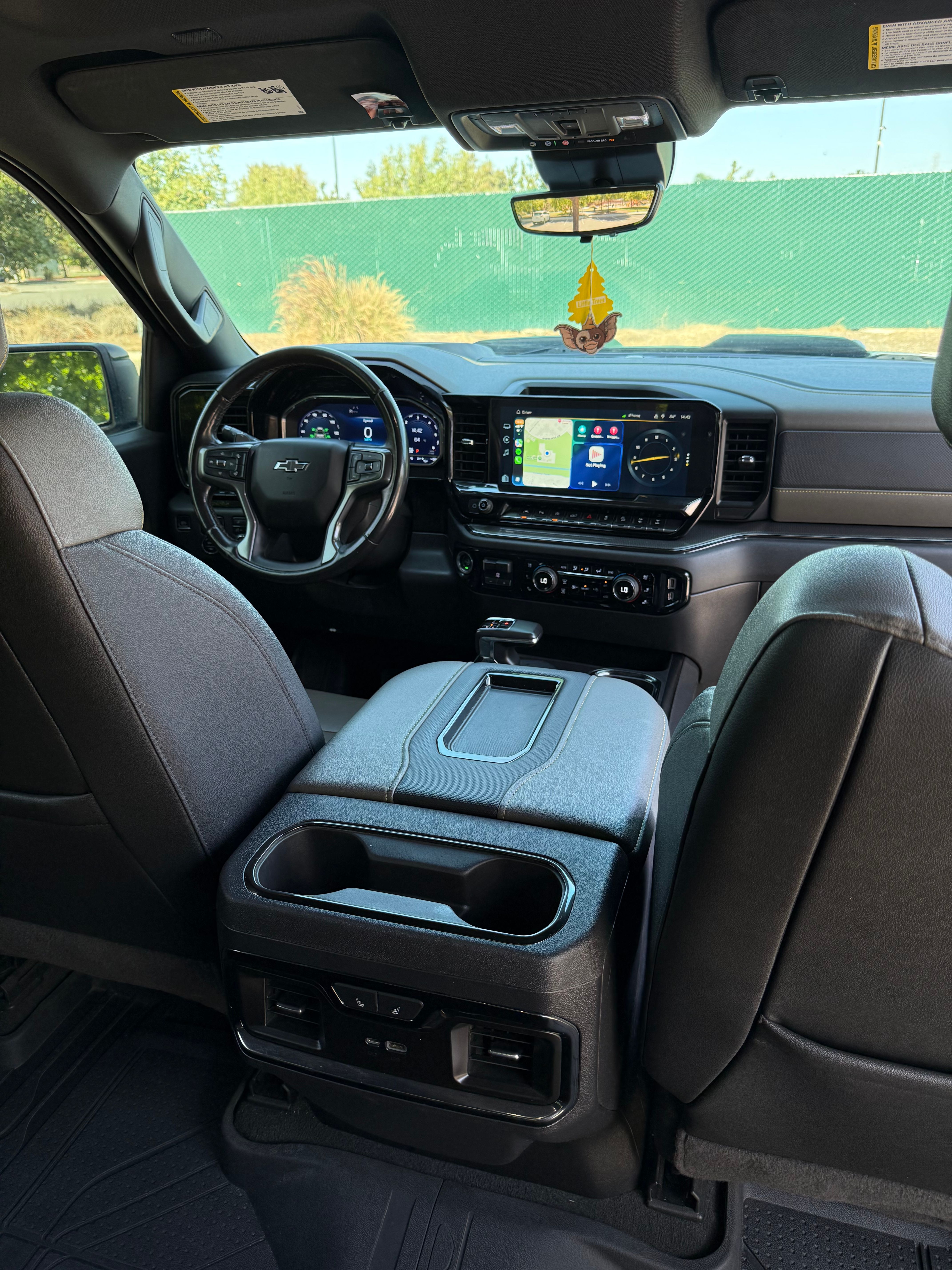 Used 2022 Chevrolet Silverado 1500 ZR2 w/ Technology Package AWD/4WD image 10
