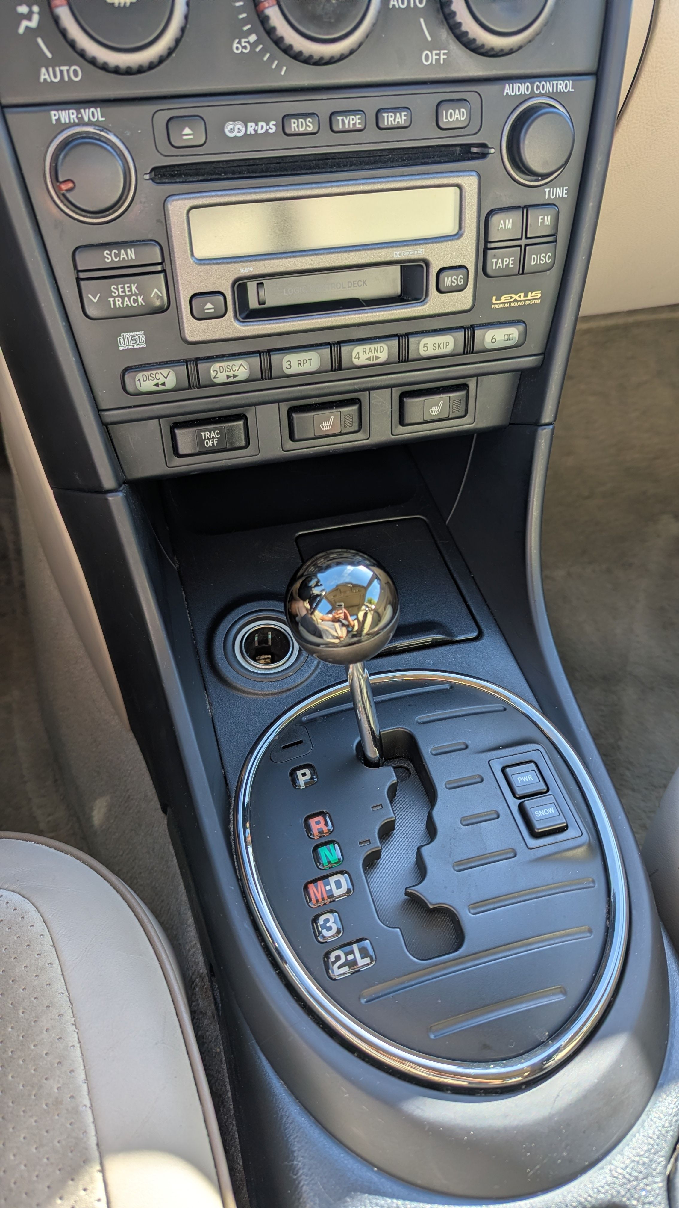 Used 2001 Lexus IS 300 RWD image 11