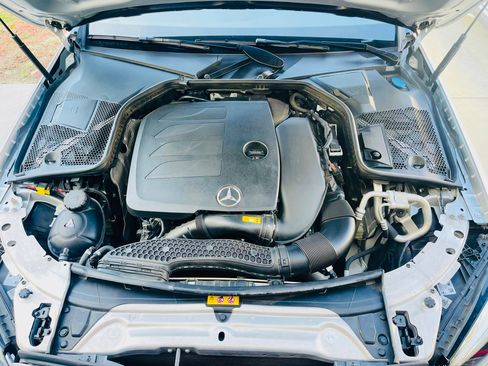 Used 2019 Mercedes-Benz C 300 Sedan image 11