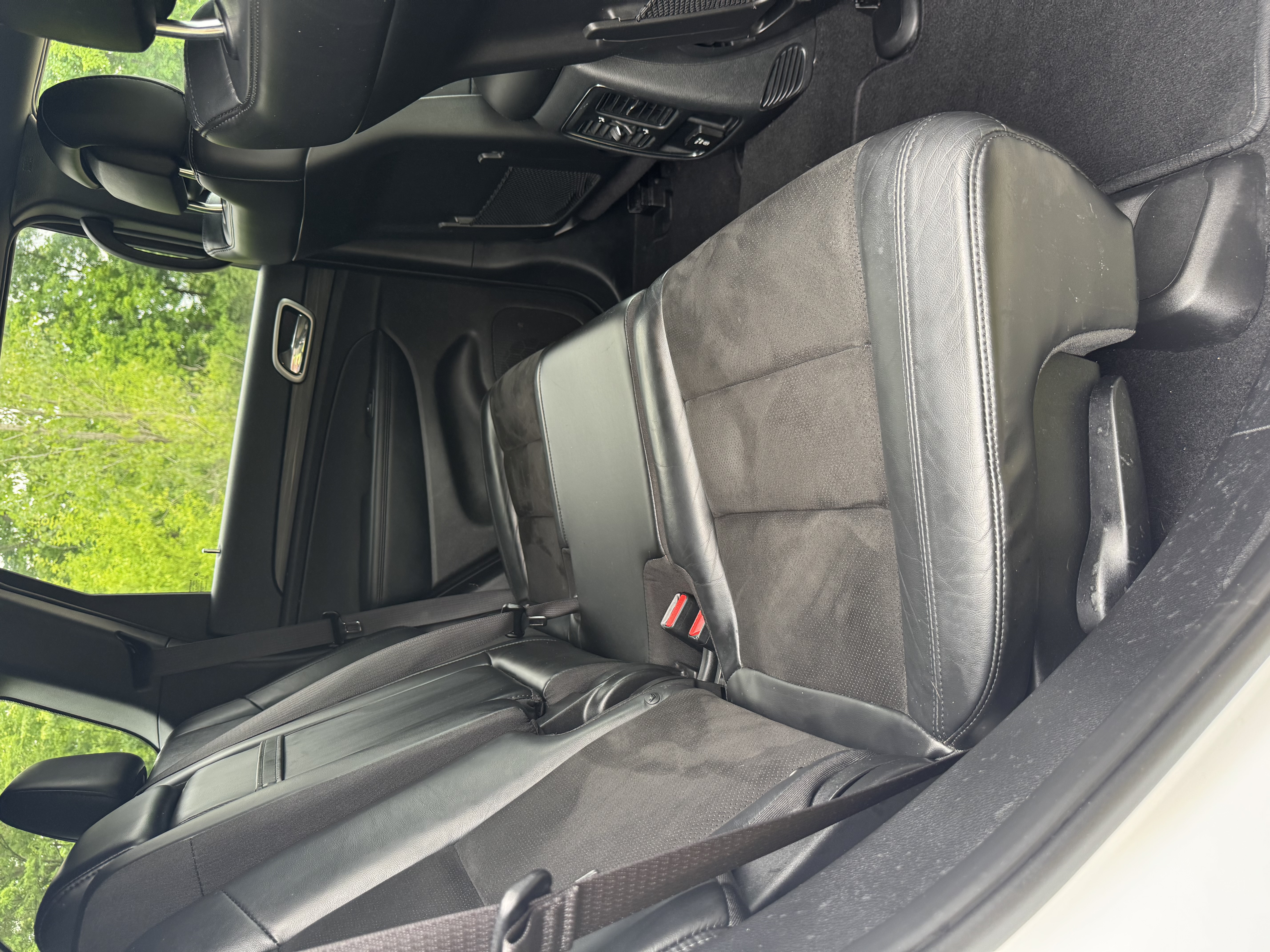 Used 2019 Jeep Grand Cherokee Altitude AWD/4WD image 17
