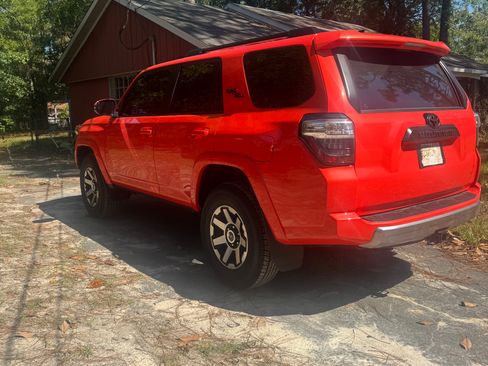 Used 2024 Toyota 4Runner TRD Off-Road Premium w/ Moonroof Package AWD/4WD image 5
