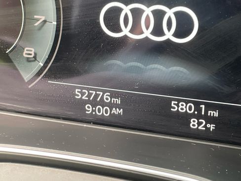 Used 2021 Audi Q5 2.0T Premium Plus w/ Premium Plus Package AWD/4WD image 10